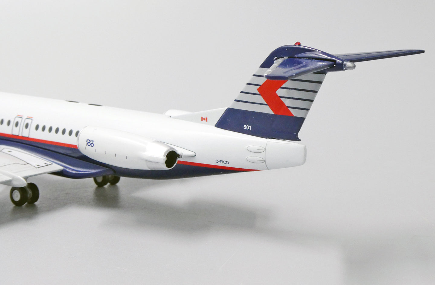 JC WINGS FOKKER 100 INTER-CANADIEN REG: C-FICO