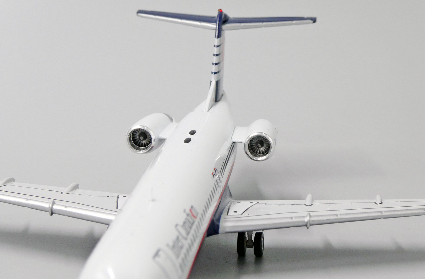 JC WINGS FOKKER 100 INTER-CANADIEN REG: C-FICO