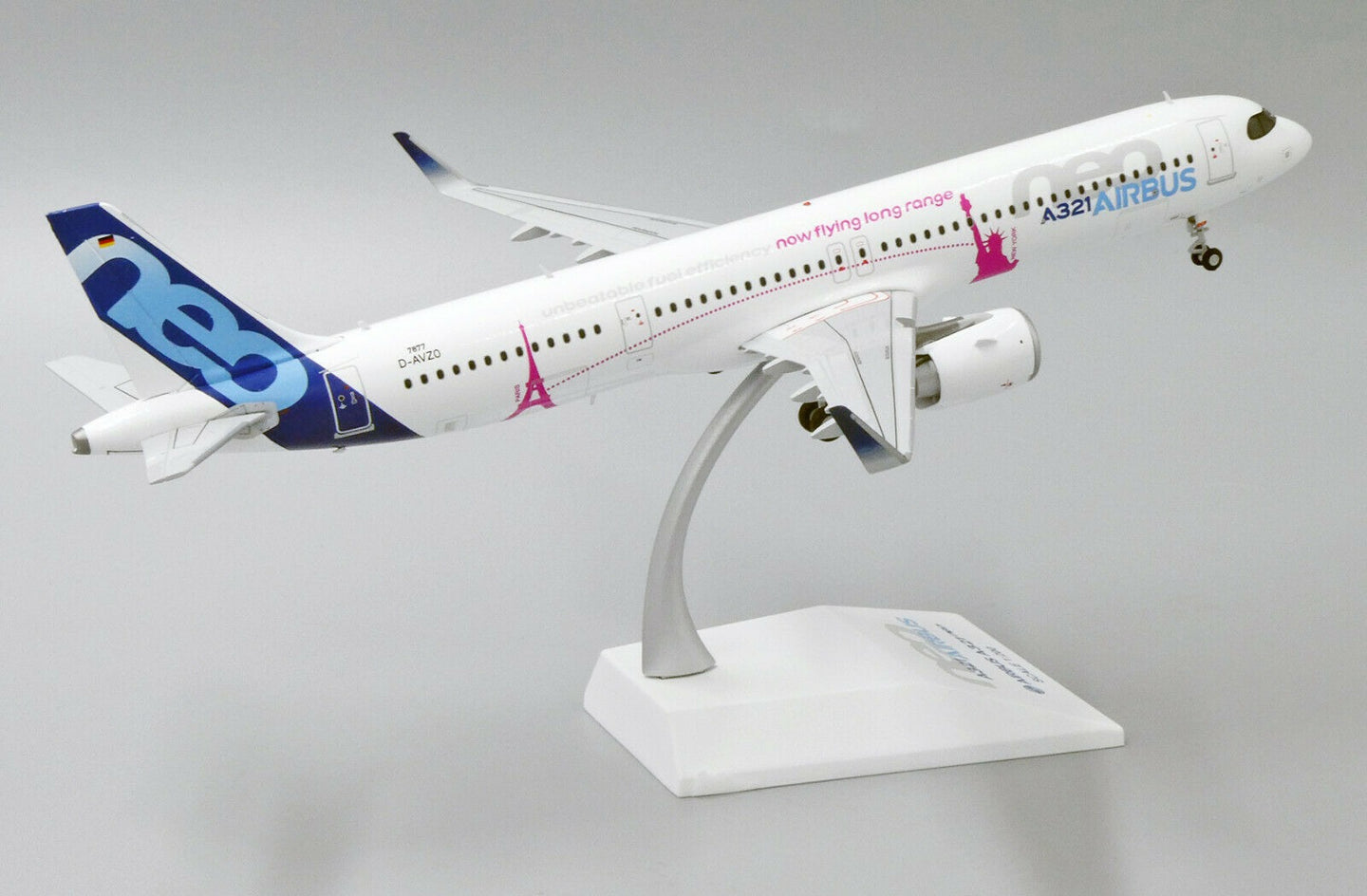 JC WINGS A321-200LR NEO HOUSE COLOUR REG: D-AVZO