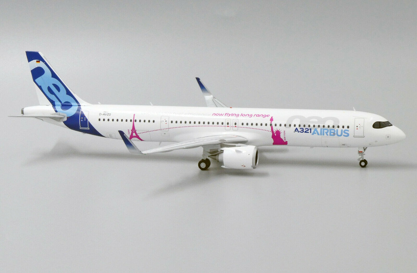 JC WINGS A321-200LR NEO HOUSE COLOUR REG: D-AVZO