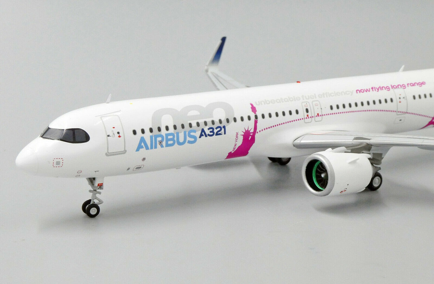 JC WINGS A321-200LR NEO HOUSE COLOUR REG: D-AVZO