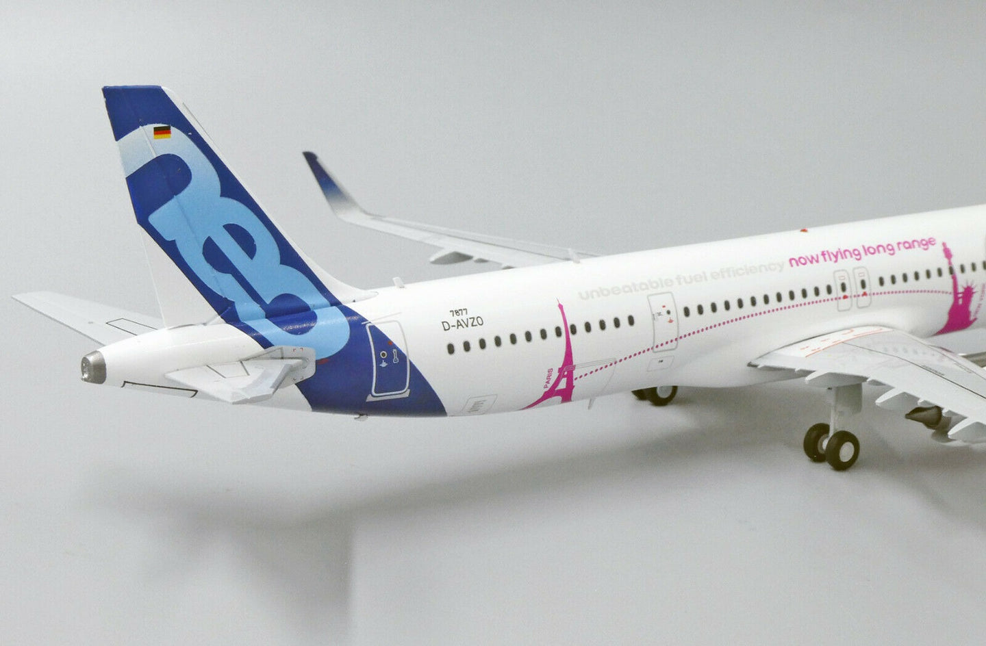 JC WINGS A321-200LR NEO HOUSE COLOUR REG: D-AVZO