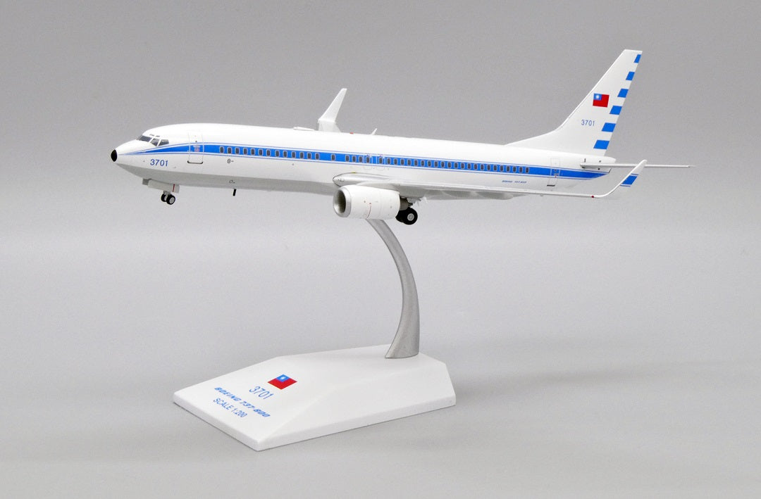 JC WINGS B737-800 TAIWAN AIR FORCE REG: 3701
