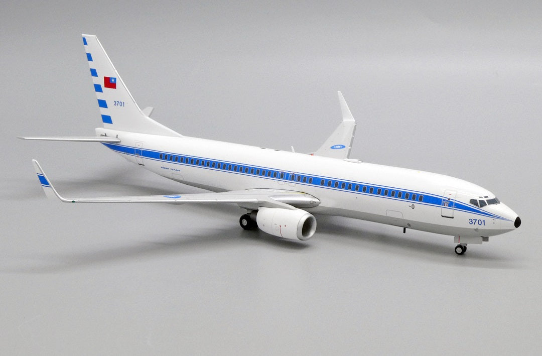 JC WINGS B737-800 TAIWAN AIR FORCE REG: 3701