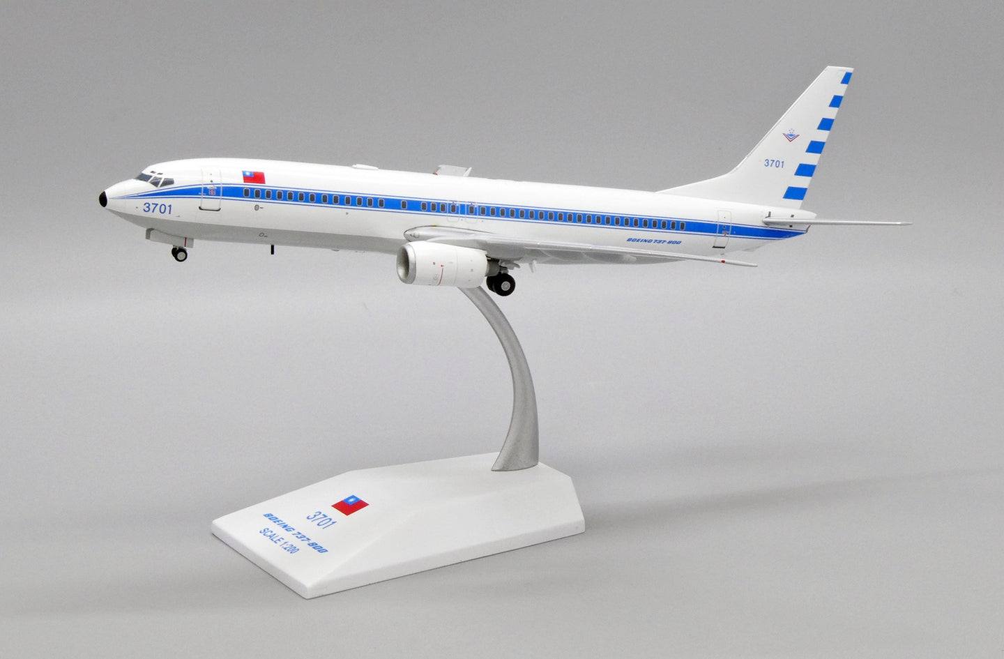 JCWINGS B737-800 TAIWAN AIR FORCE REG: 3701