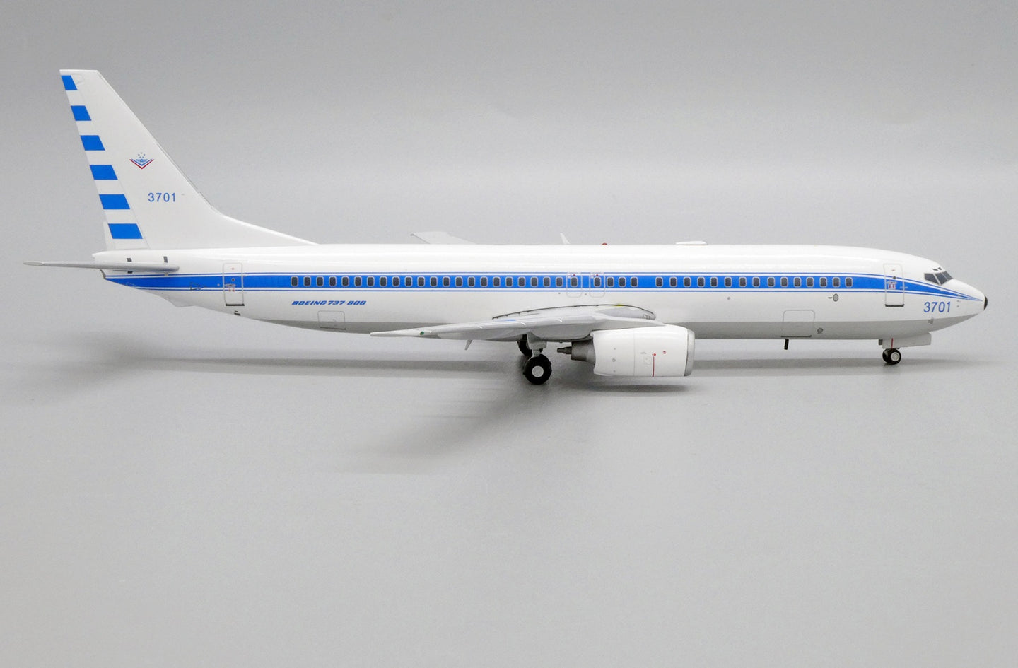 JCWINGS B737-800 TAIWAN AIR FORCE REG: 3701