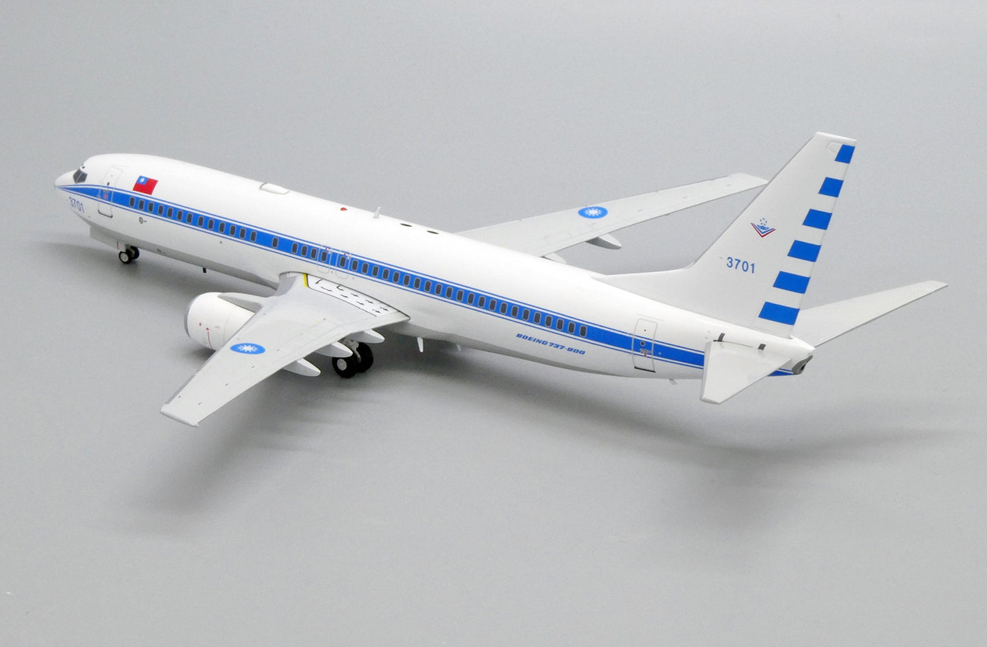 JCWINGS B737-800 TAIWAN AIR FORCE REG: 3701