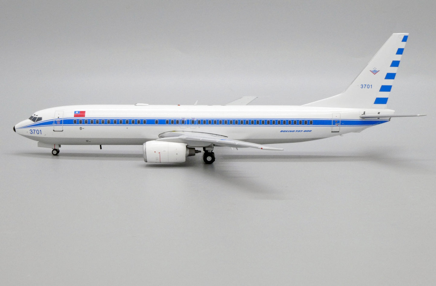 JCWINGS B737-800 TAIWAN AIR FORCE REG: 3701
