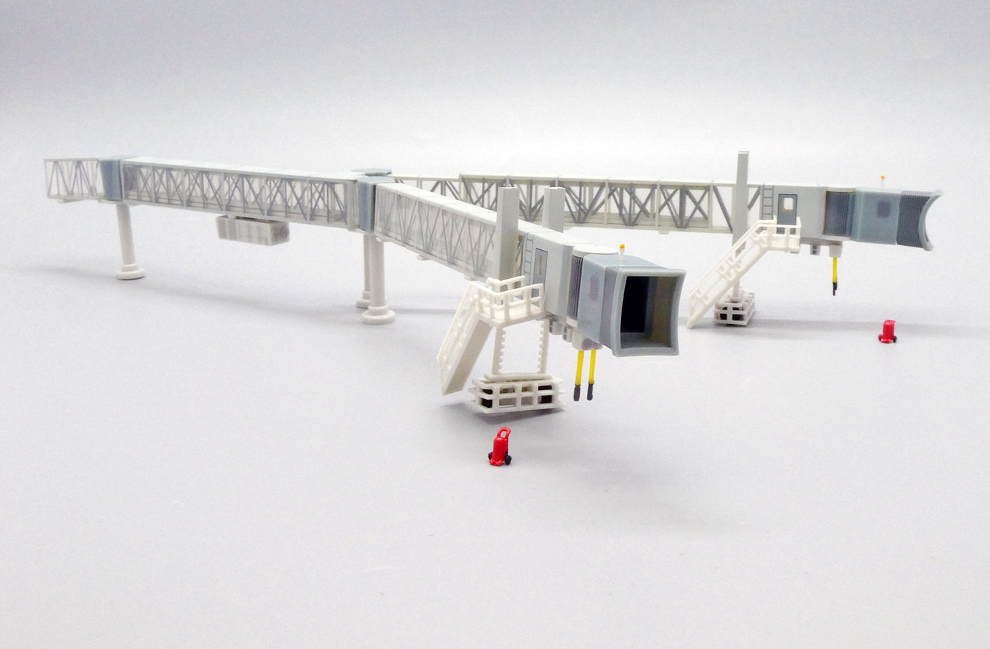 JCWINGS AIR BRIDGE B747 (TRANSPARENT)