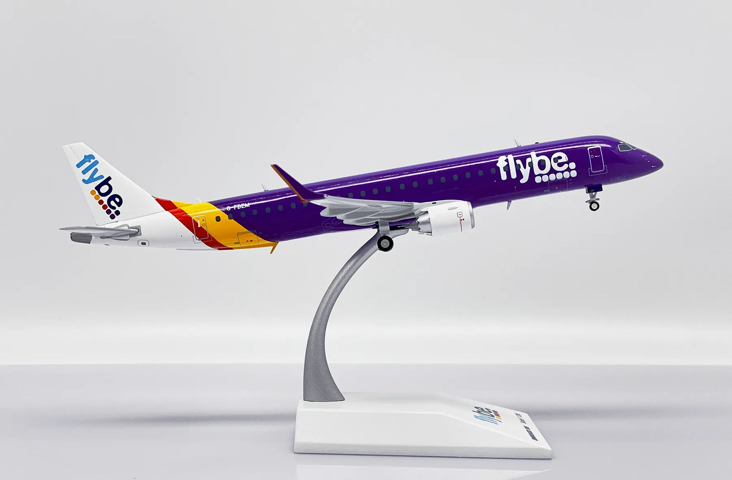 JC WINGS ERJ-195LR FLYBE REG: G-FBEM
