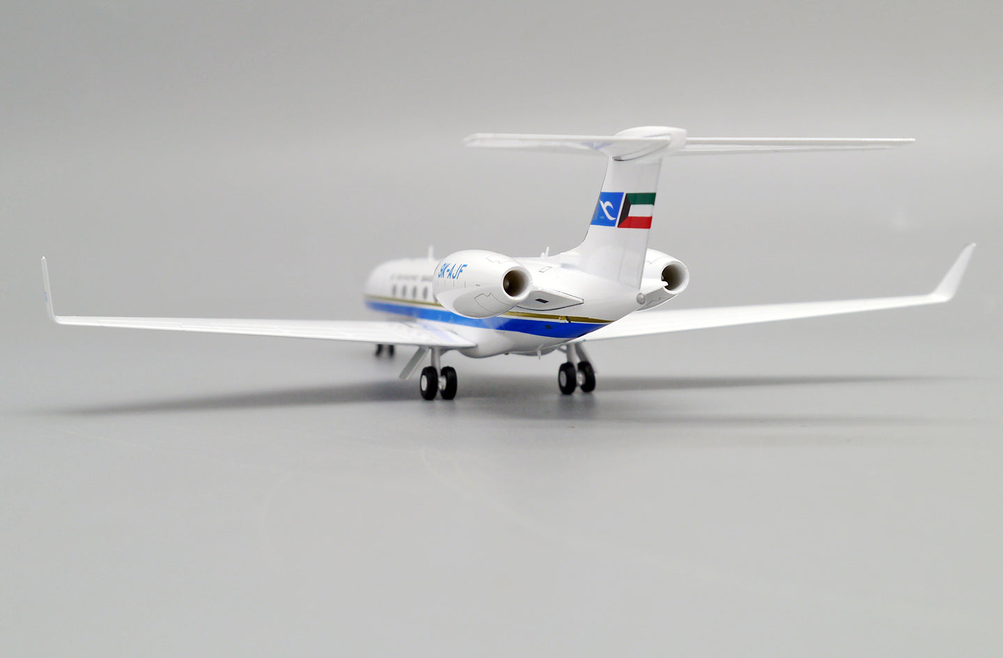 JC WINGS GULFSTREAM G-V KUWAIT GOVERNMENT REG: 9K-AJF