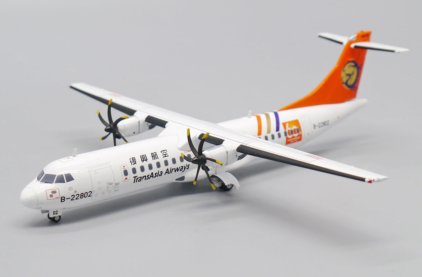 JC WINGS ATR 72-500 TRANSASIA AIRWAYS "60TH ANNIVERSARY" REG: B-22802