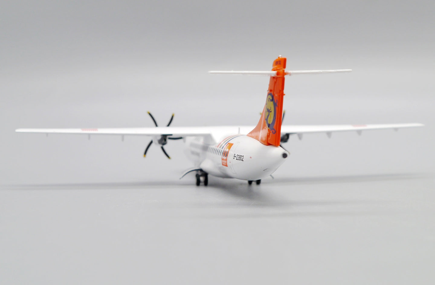 JC WINGS ATR 72-500 TRANSASIA AIRWAYS "60TH ANNIVERSARY" REG: B-22802