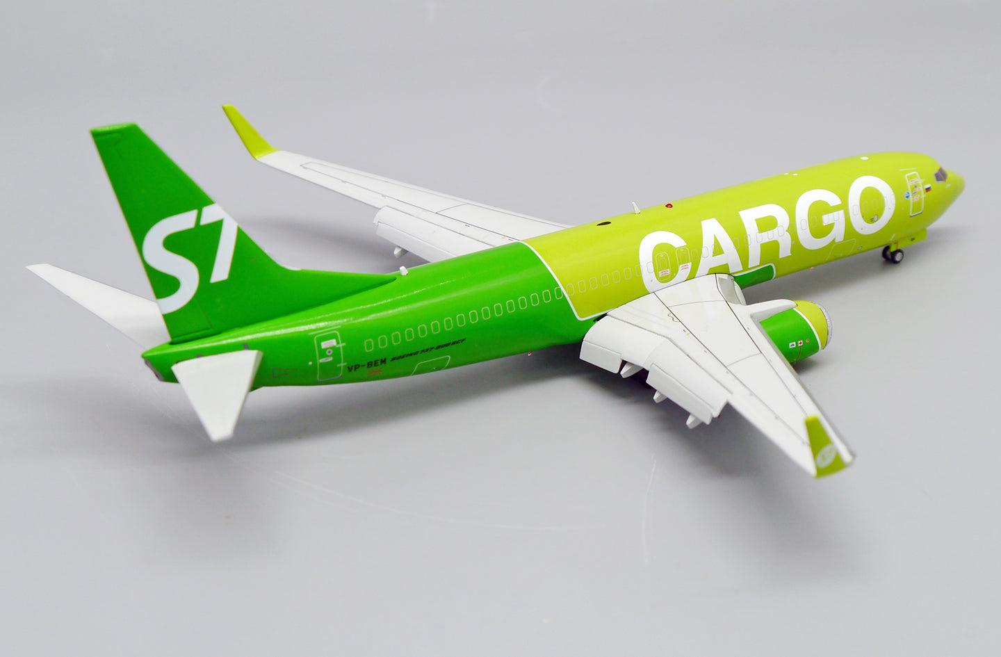 JC WINGS B737-800BCF S7 CARGO (FLAPS DOWN) REG: VP-BEM