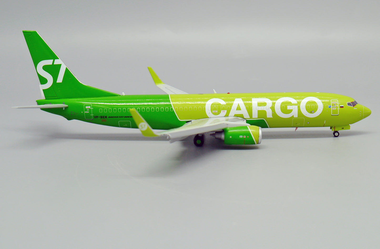 JC WINGS B737-800BCF S7 CARGO (FLAPS DOWN) REG: VP-BEM
