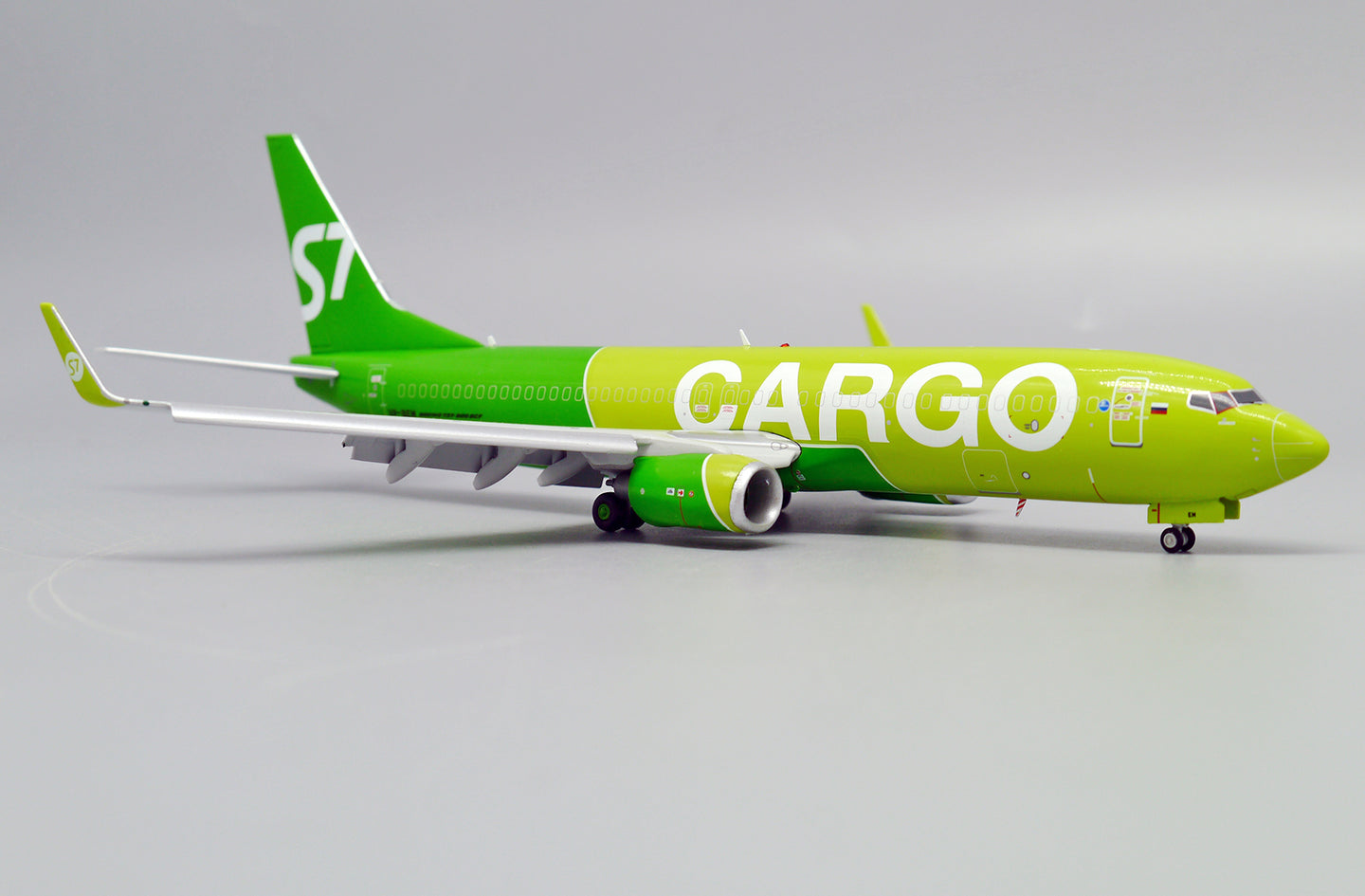 JC WINGS B737-800BCF S7 CARGO (FLAPS DOWN) REG: VP-BEM