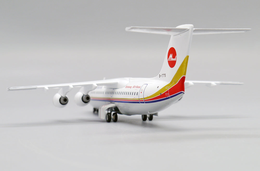 JCWINGS BAE-146-300 MAKUNG AIRLINES BRITISH AEROSPACE REG: B-1775