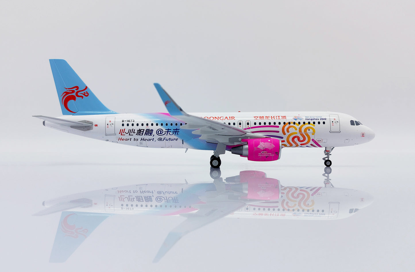 JC WINGS A320 LOONGAIR "HEART TO HEART FUTURE" REG: B-1673