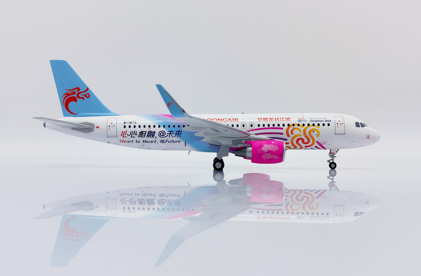 JC WINGS A320 LOONGAIR "HEART TO HEART FUTURE" REG: B-1673