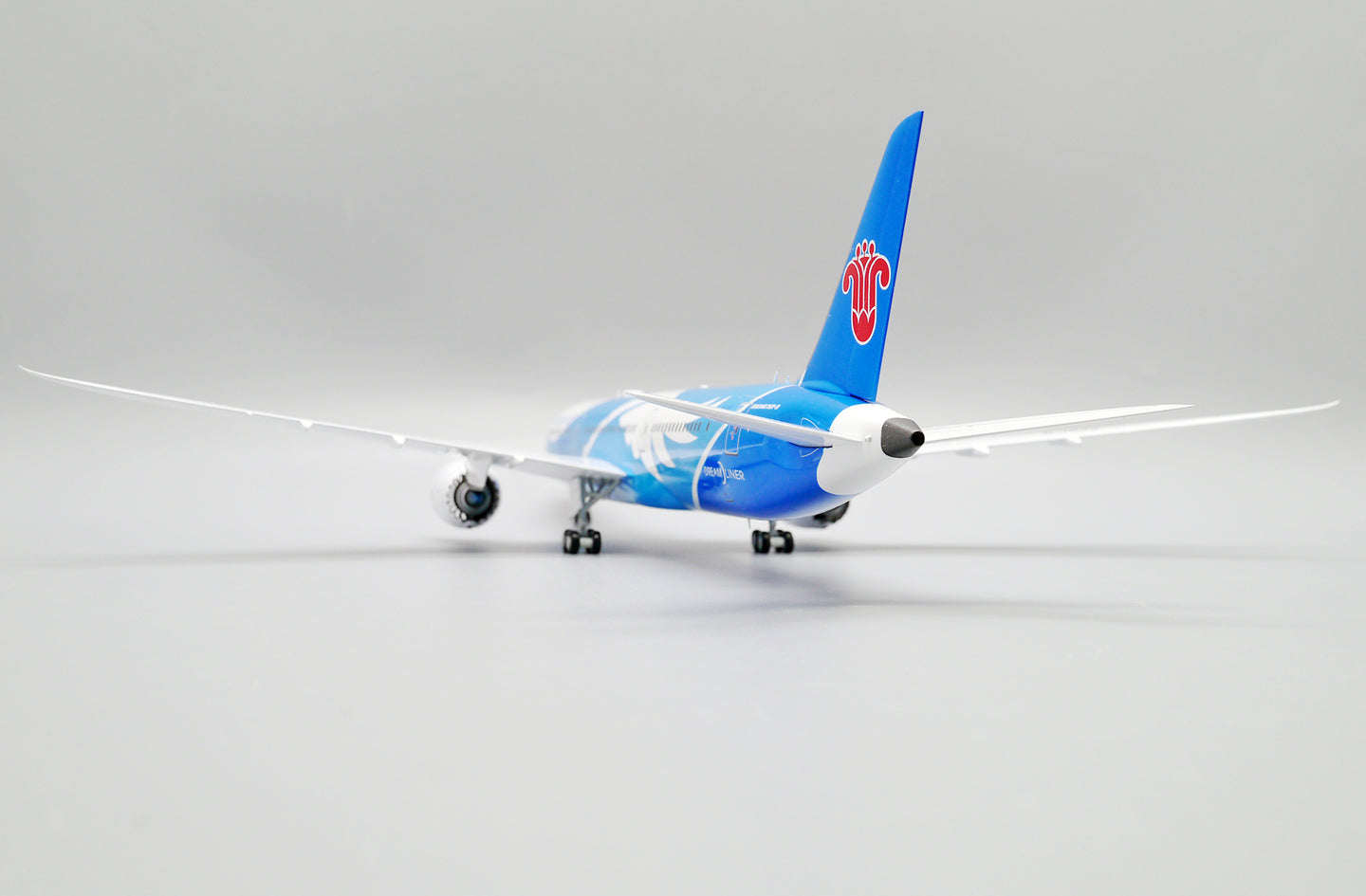 JC WINGS B787-9 DREAMLINER CHINA SOUTHERN AIRLINES "WINGS OF DREAM" REG: B-1242