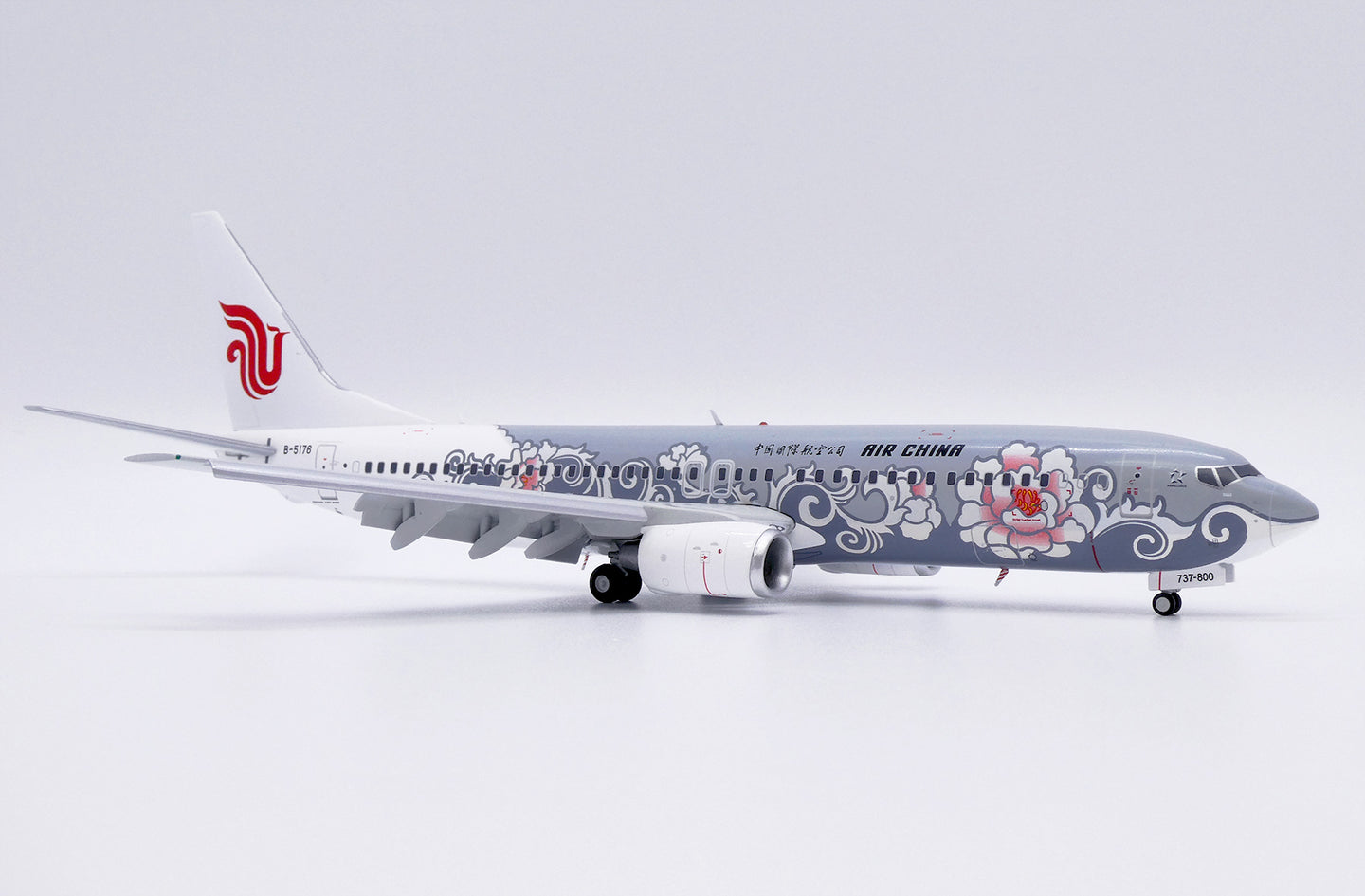 JC WINGS B737-800 AIR CHINA "SILVER PEONY" (FLAPS DOWN) REG: B-5176