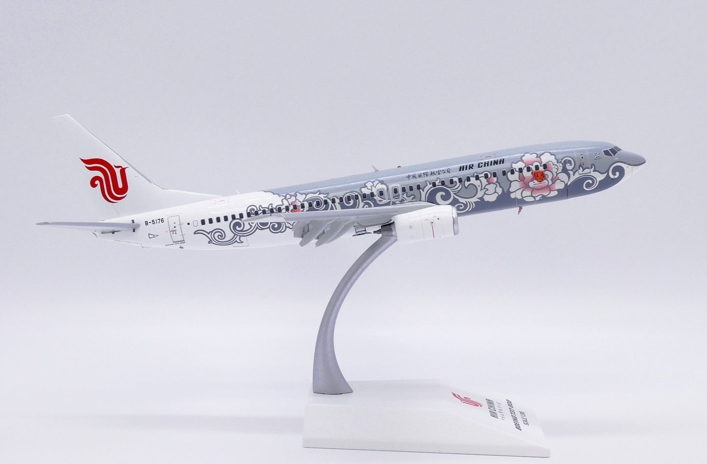 JC WINGS B737-800 AIR CHINA "SILVER PEONY" (FLAPS DOWN) REG: B-5176
