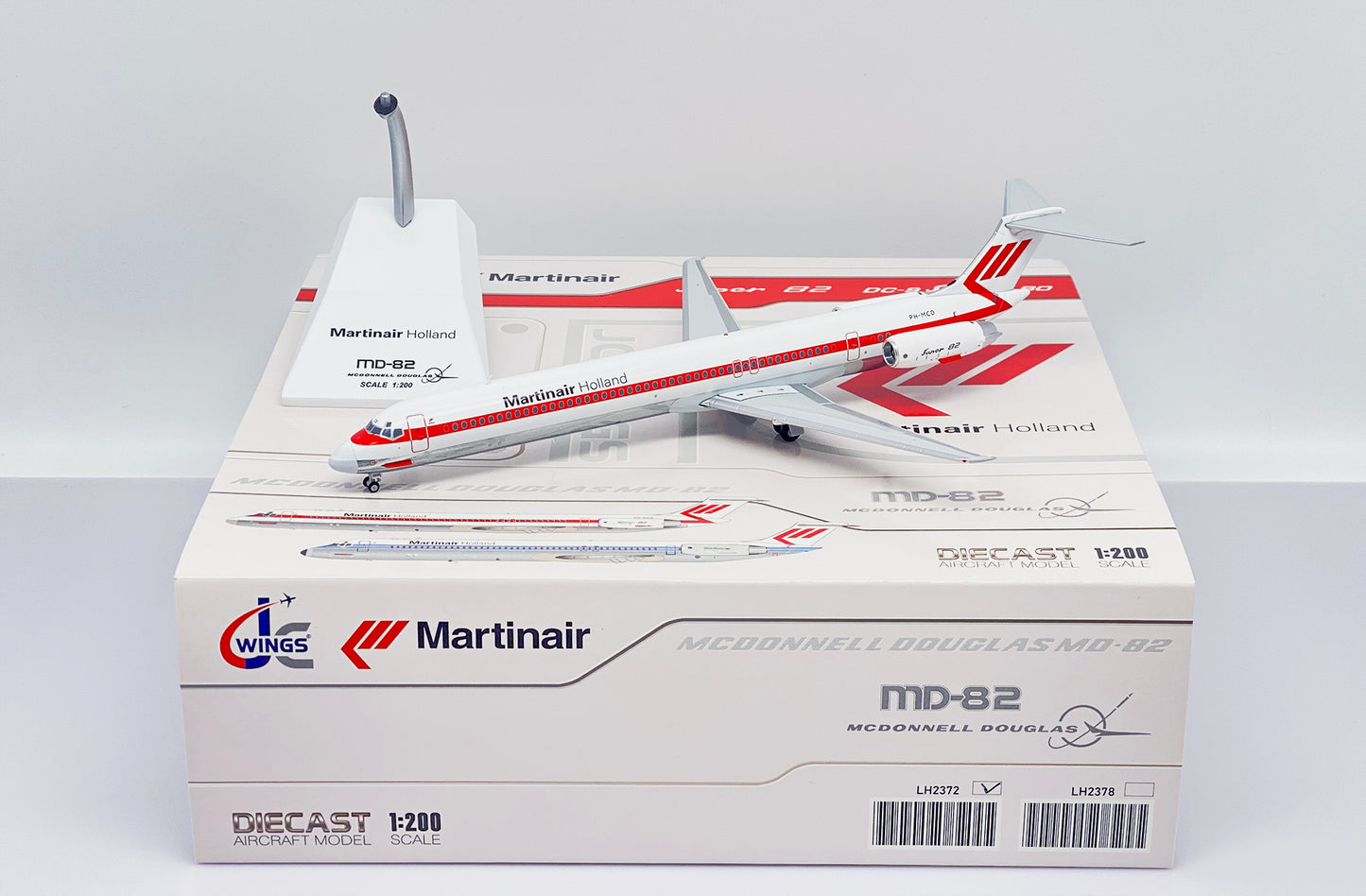 JC WINGS MD-82 MARTINAIR REG: PH-MCD