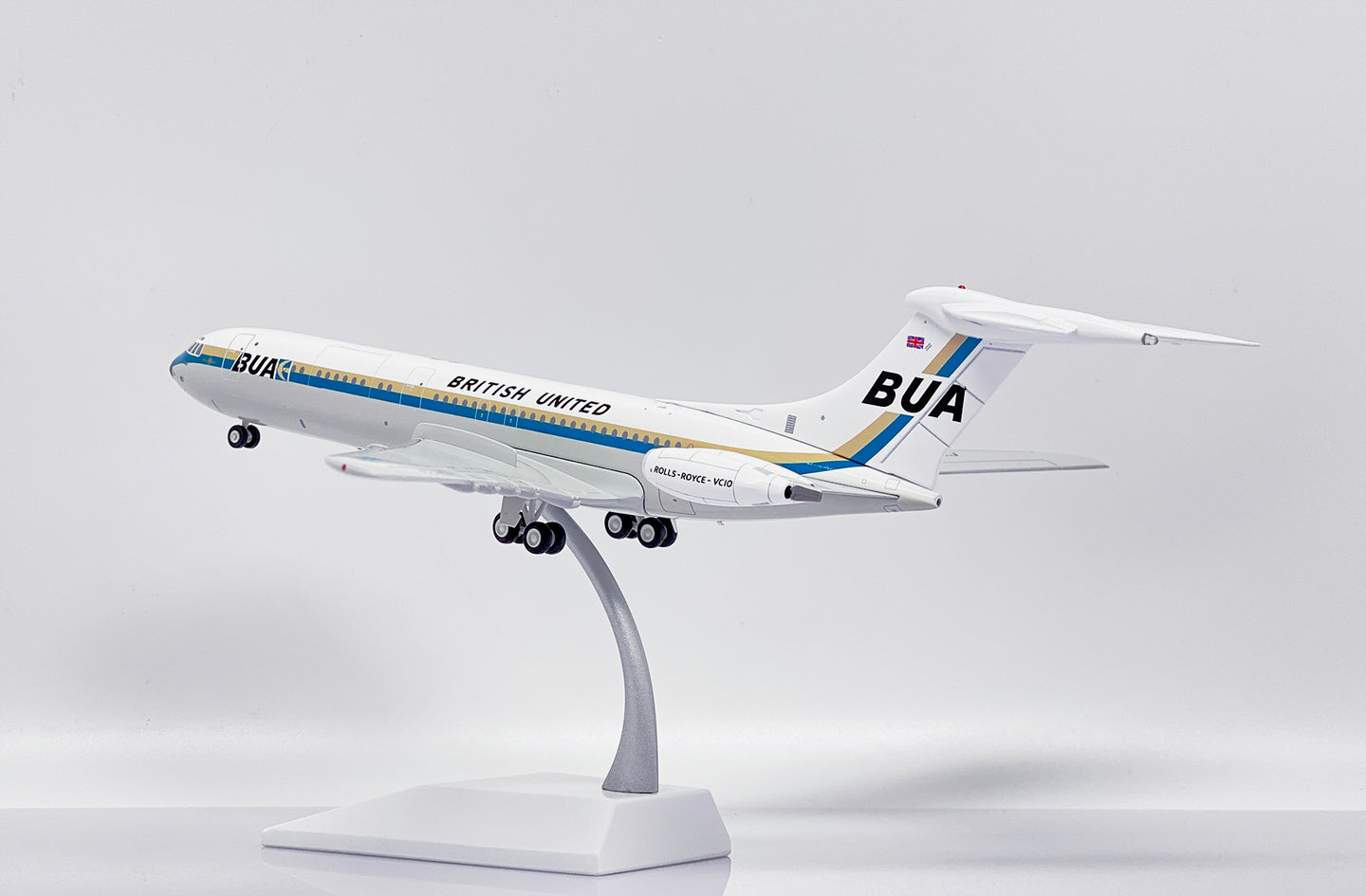 JC WINGS  VC10 SRS1103 BRITISH UNITED AIRWAYS REG: G-ATDJ