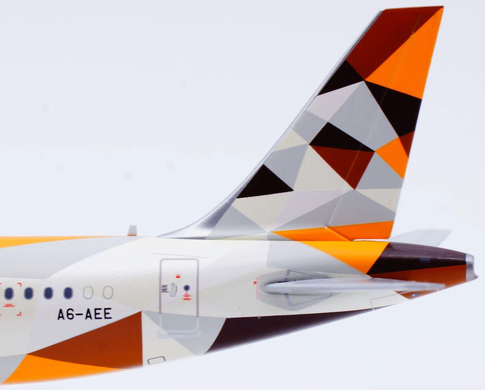 JC WINGS A321 ETIHAD AIRWAYS "2016 FORMULA 1 ABU DHABI GRAND PRIX" REG: A6-AEE