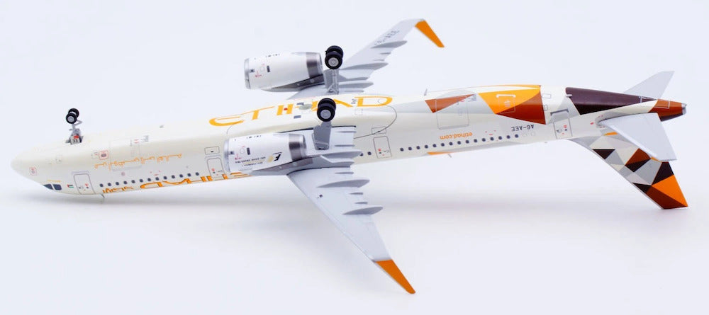 JC WINGS A321 ETIHAD AIRWAYS "2016 FORMULA 1 ABU DHABI GRAND PRIX" REG: A6-AEE