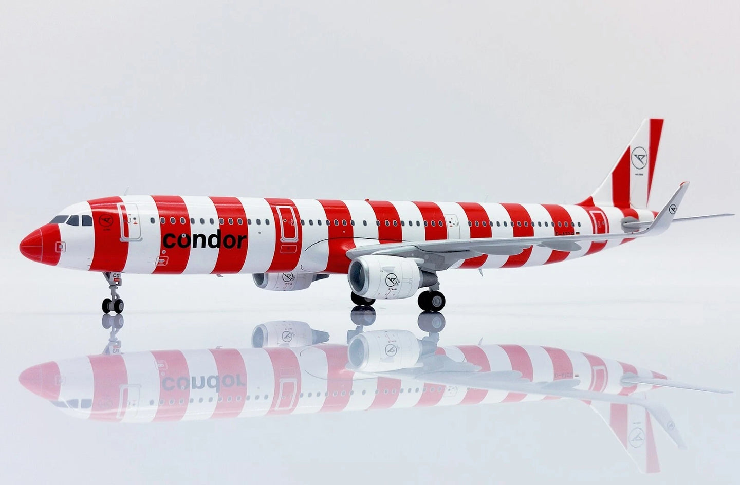 JC WINGS A321 CONDOR RED REG: D-ATCG
