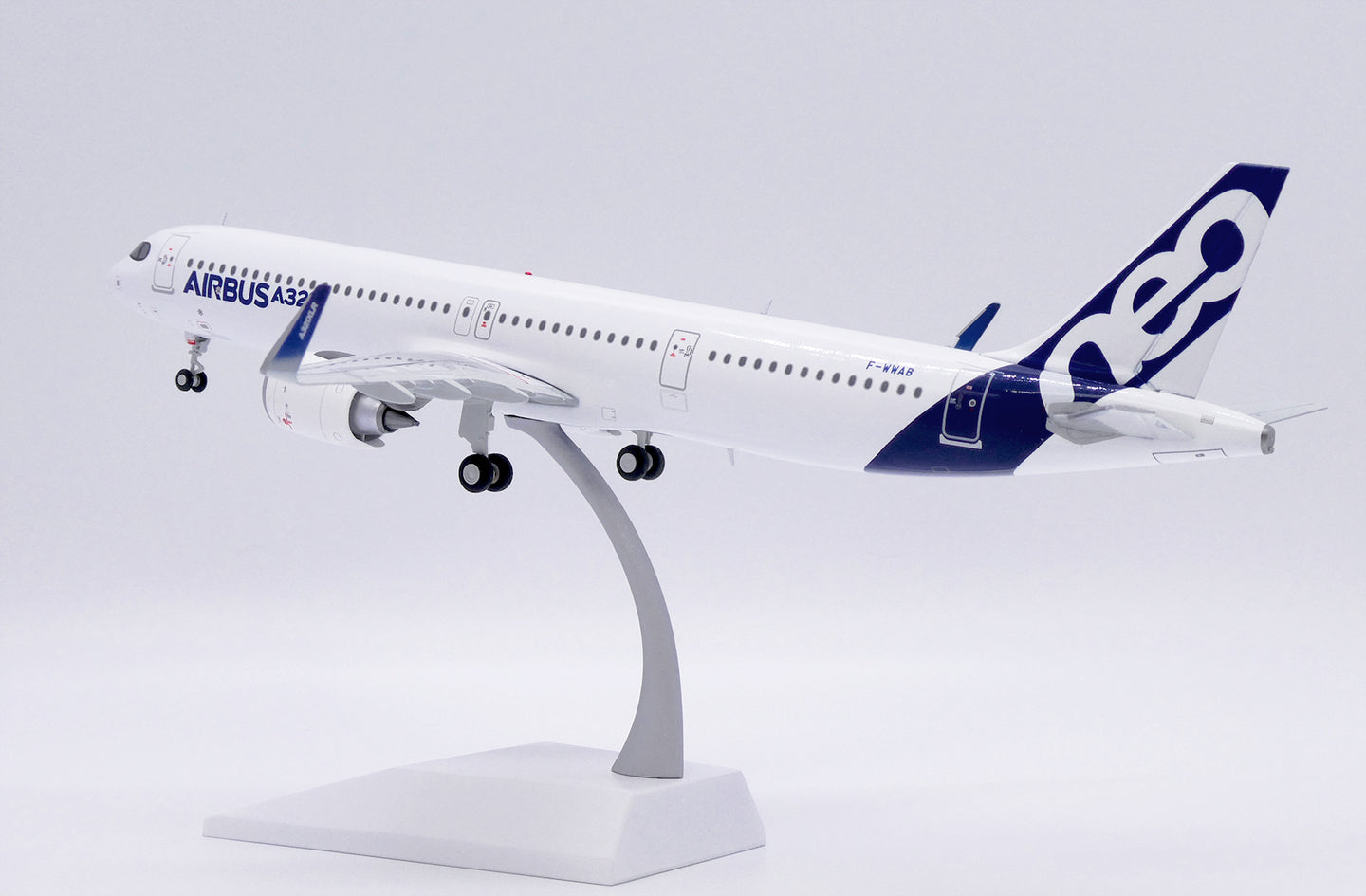 JC WINGS A321NEO HOUSE COLOURS REG: F-WWAB