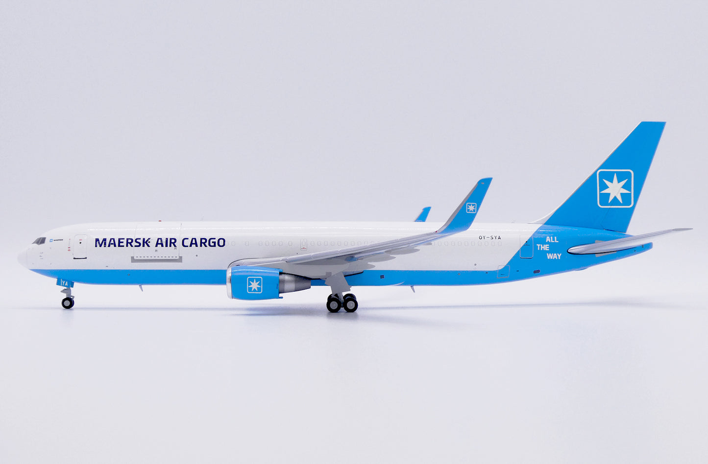 JC WINGS B767-300(ER)(BDSF) MAERSK AIR CARGO (INTERACTIVE SERIES) REG: OY-SYA