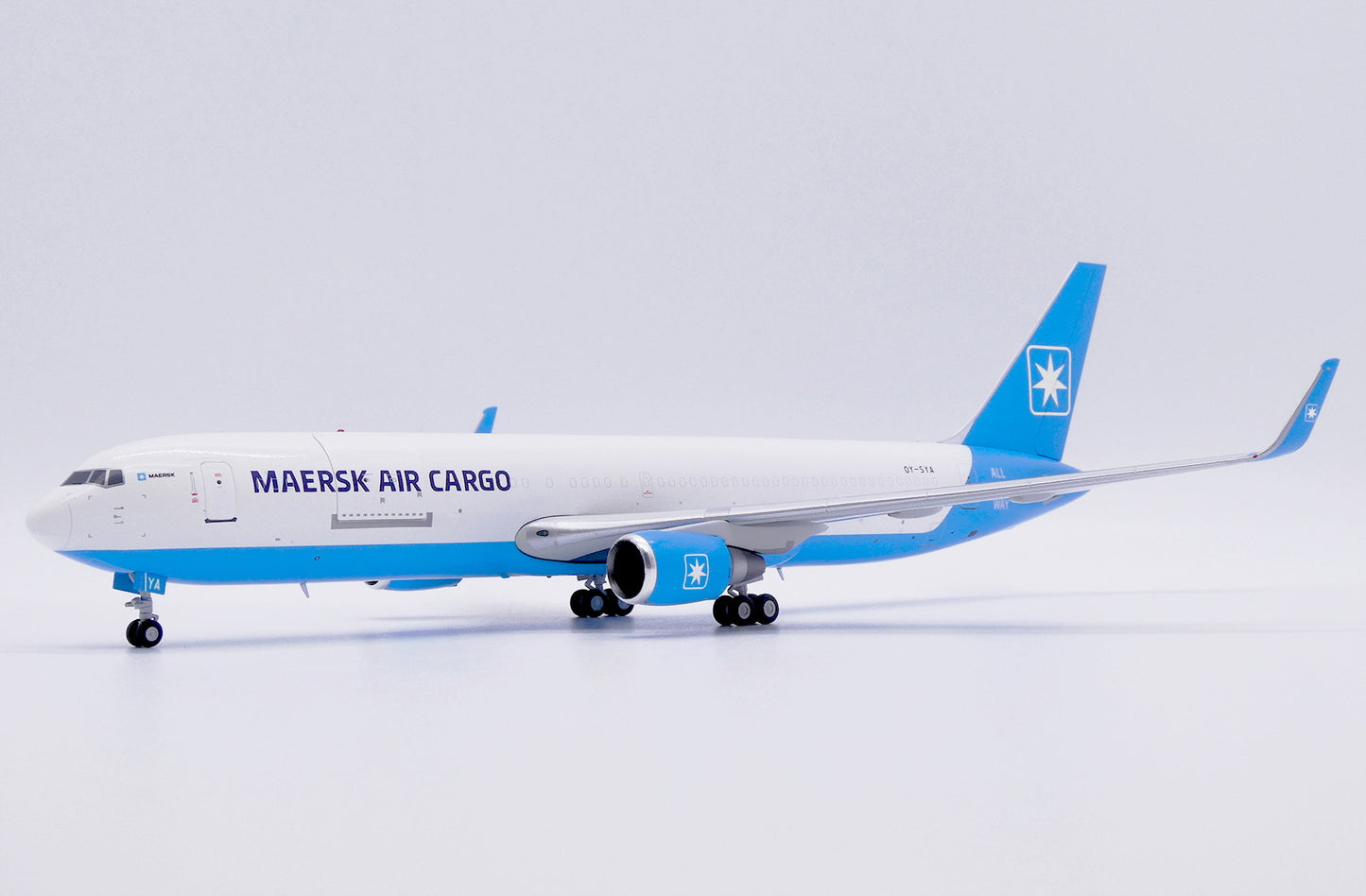 JC WINGS B767-300(ER)(BDSF) MAERSK AIR CARGO (INTERACTIVE SERIES) REG: OY-SYA
