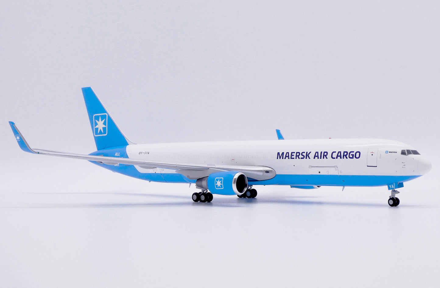 JC WINGS B767-300(ER)(BDSF) MAERSK AIR CARGO (INTERACTIVE SERIES) REG: OY-SYA