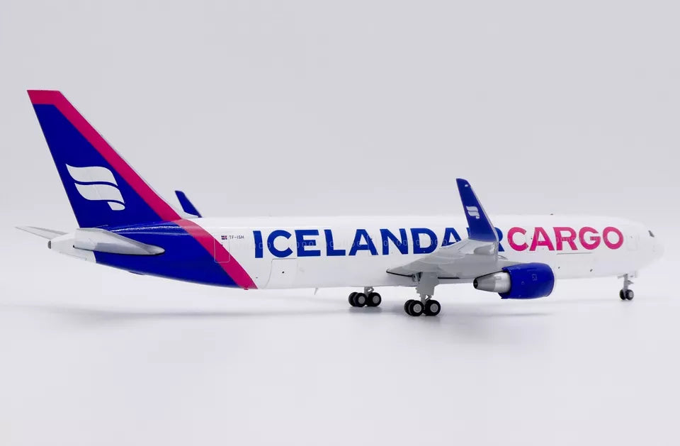 JC WINGS B767-300(ER)(BCF) ICELANDAIR CARGO (INTERACTIVE SERIES) REG: TF-ISH