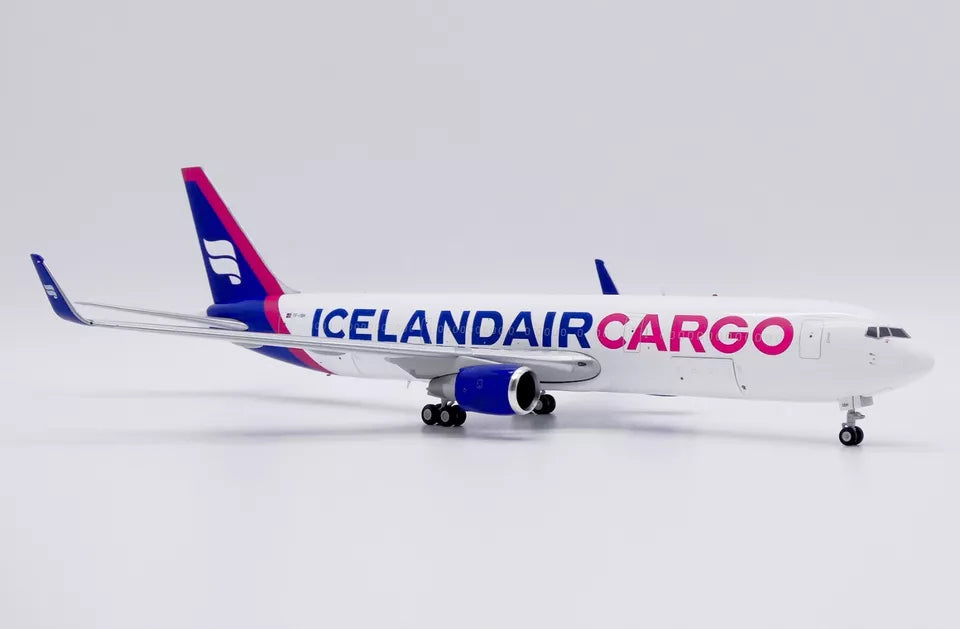 JC WINGS B767-300(ER)(BCF) ICELANDAIR CARGO (INTERACTIVE SERIES) REG: TF-ISH