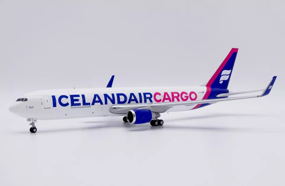 JC WINGS B767-300(ER)(BCF) ICELANDAIR CARGO (INTERACTIVE SERIES) REG: TF-ISH