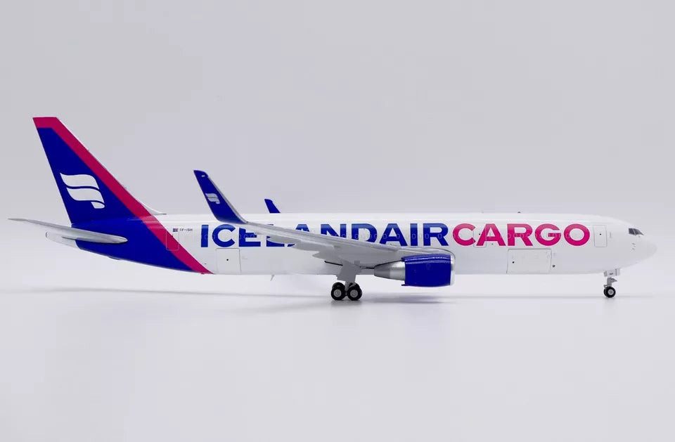 JC WINGS B767-300(ER)(BCF) ICELANDAIR CARGO (INTERACTIVE SERIES) REG: TF-ISH