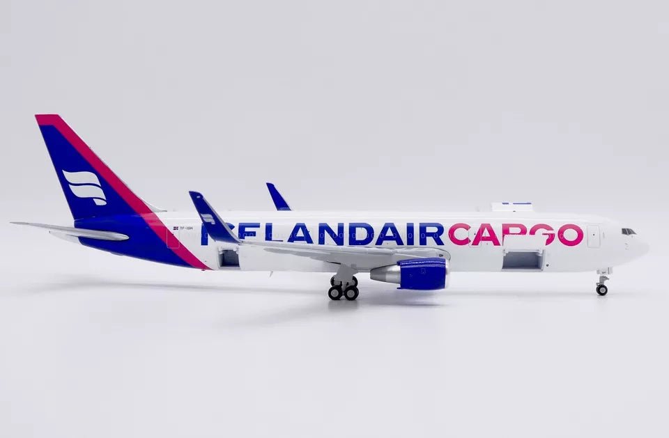JC WINGS B767-300(ER)(BCF) ICELANDAIR CARGO (INTERACTIVE SERIES) REG: TF-ISH