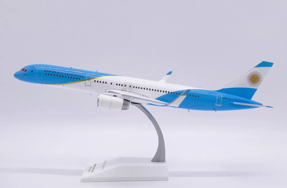 JC WINGS B757-200 ARGENTINA AIR FORCE REG: ARG-01