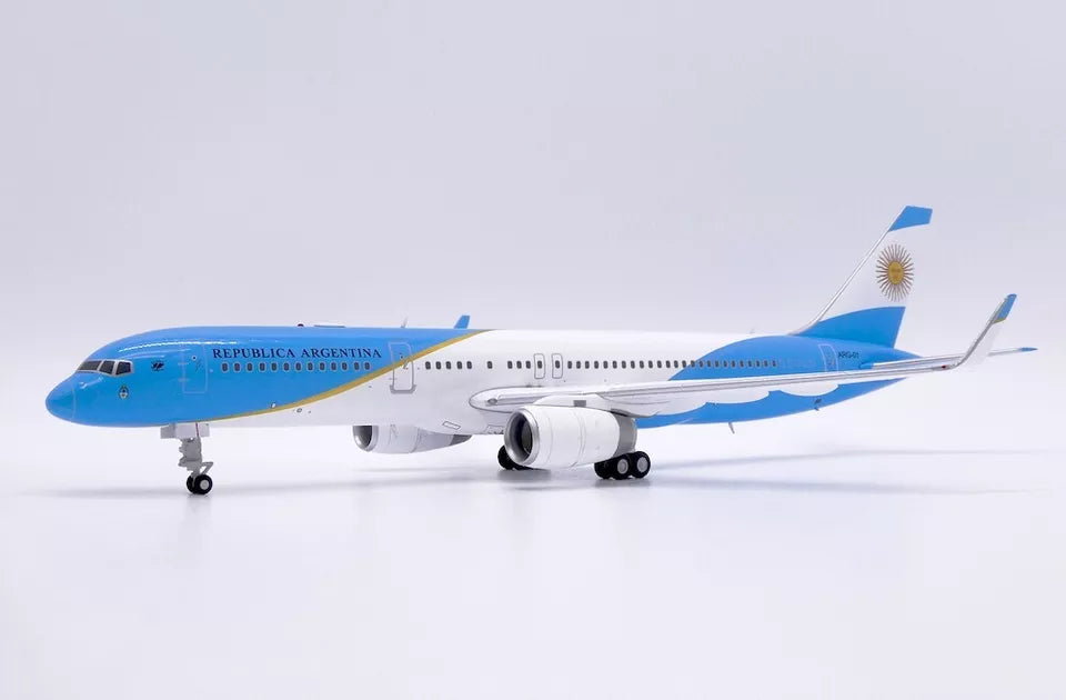 JC WINGS B757-200 ARGENTINA AIR FORCE REG: ARG-01