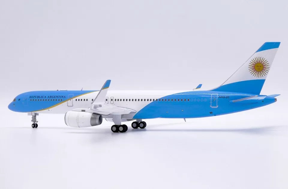 JC WINGS B757-200 ARGENTINA AIR FORCE REG: ARG-01