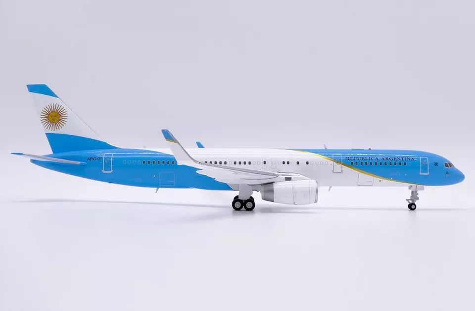 JC WINGS B757-200 ARGENTINA AIR FORCE REG: ARG-01