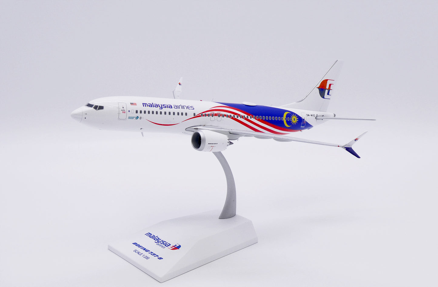 JC WINGS B737 MAX 8 MALAYSIA AIRLINES REG: 9V-MVD