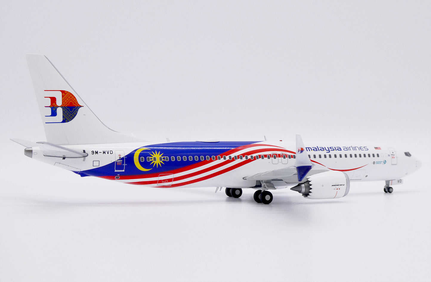JC WINGS B737 MAX 8 MALAYSIA AIRLINES REG: 9V-MVD
