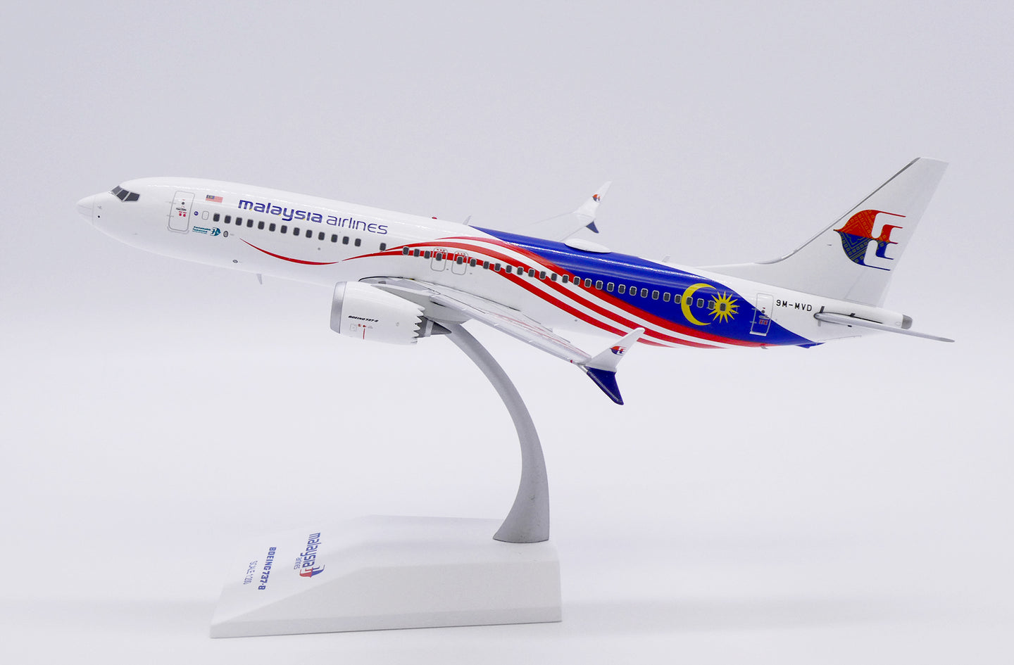 JC WINGS B737 MAX 8 MALAYSIA AIRLINES REG: 9V-MVD