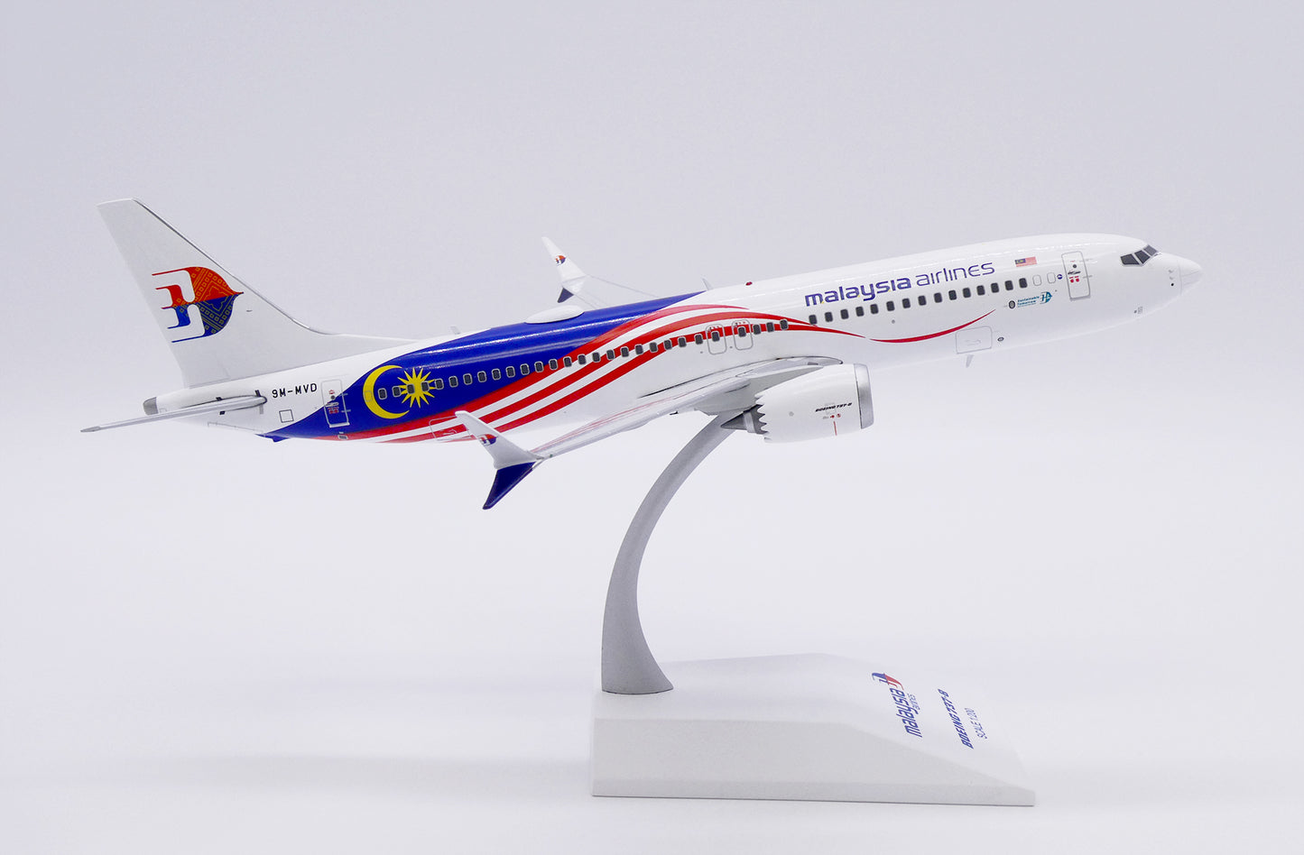 JC WINGS B737 MAX 8 MALAYSIA AIRLINES REG: 9V-MVD