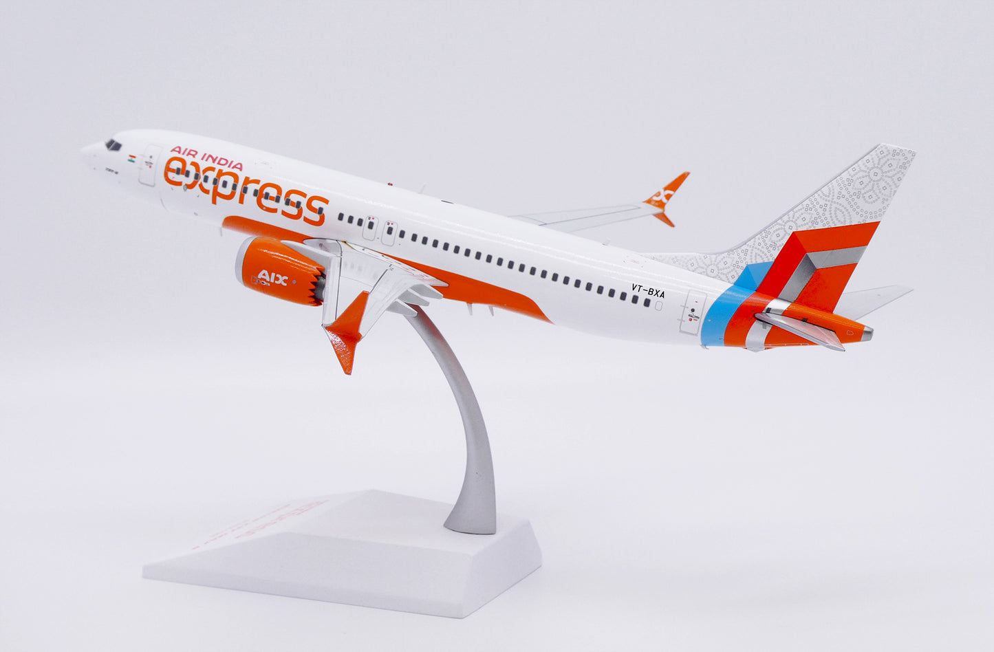 JC WINGS B737 MAX 8 AIR INDIA EXPRESS REG: VT-BXA