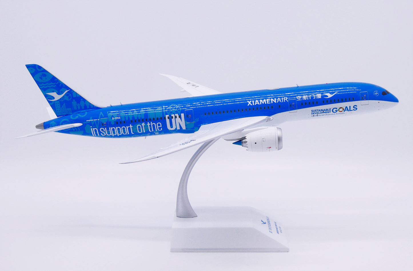 JC WINGS B787-9 DREAMLINER XIAMEN AIRLINES "IN SUPPORT OF THE UN" REG: B-1356
